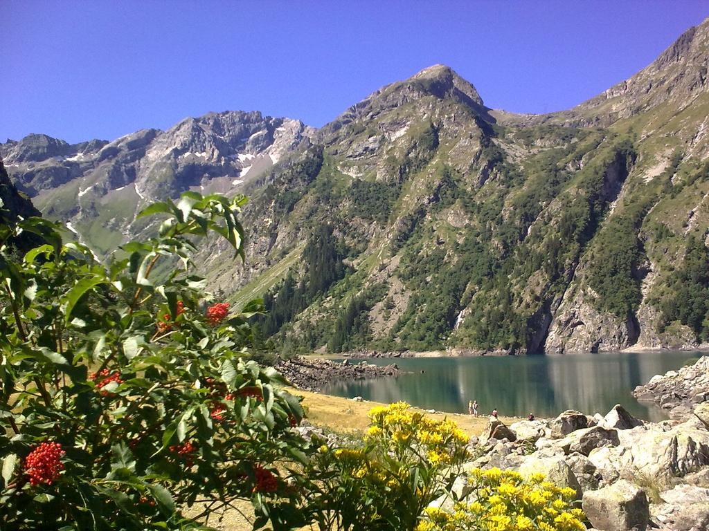 Villa Camping La Cascade Le Bourg-dʼOisans Exterior foto